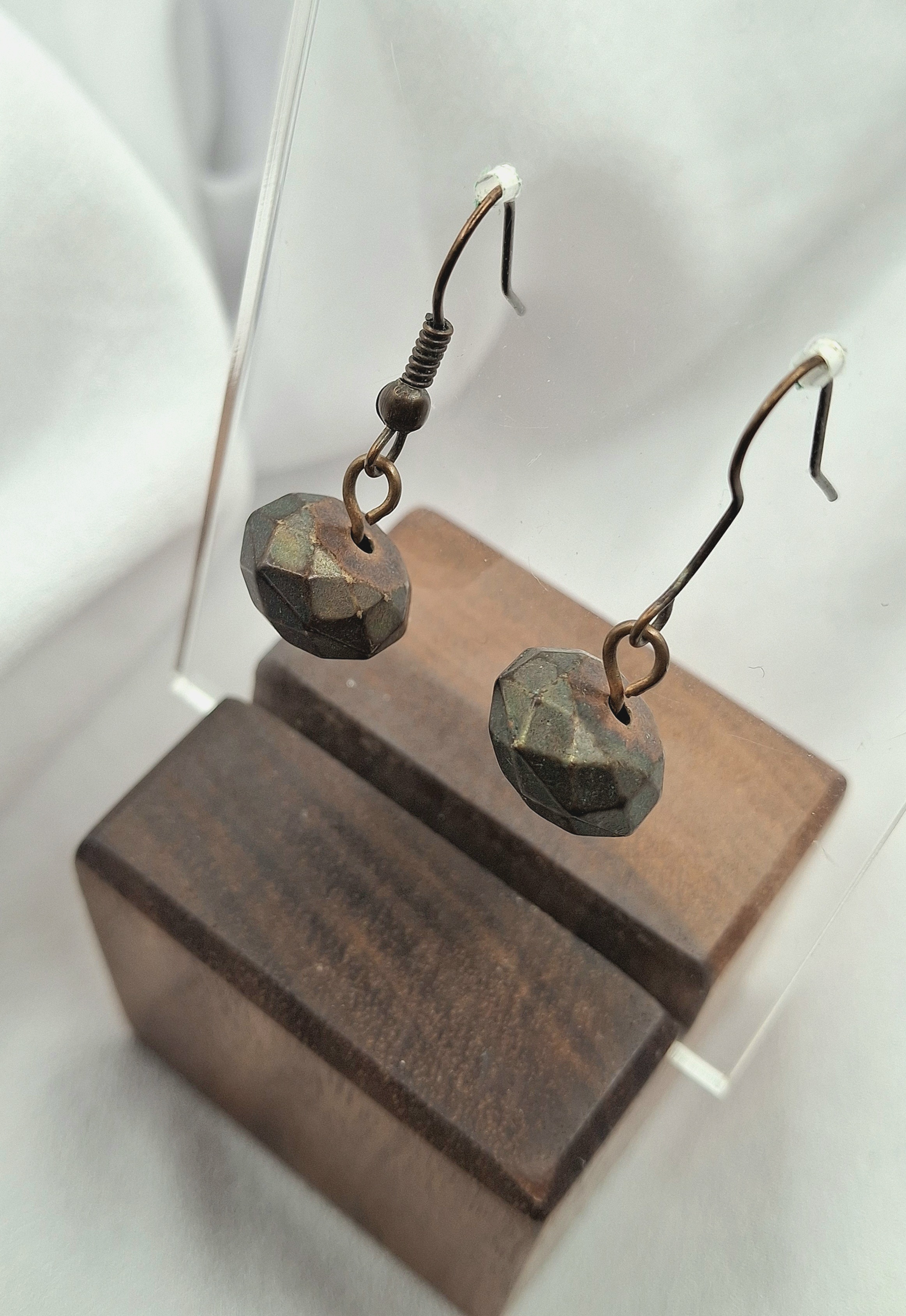Image 3 for Vintage Handmade Faceted Bronze Toned Brown Beaded Dangling Earrings