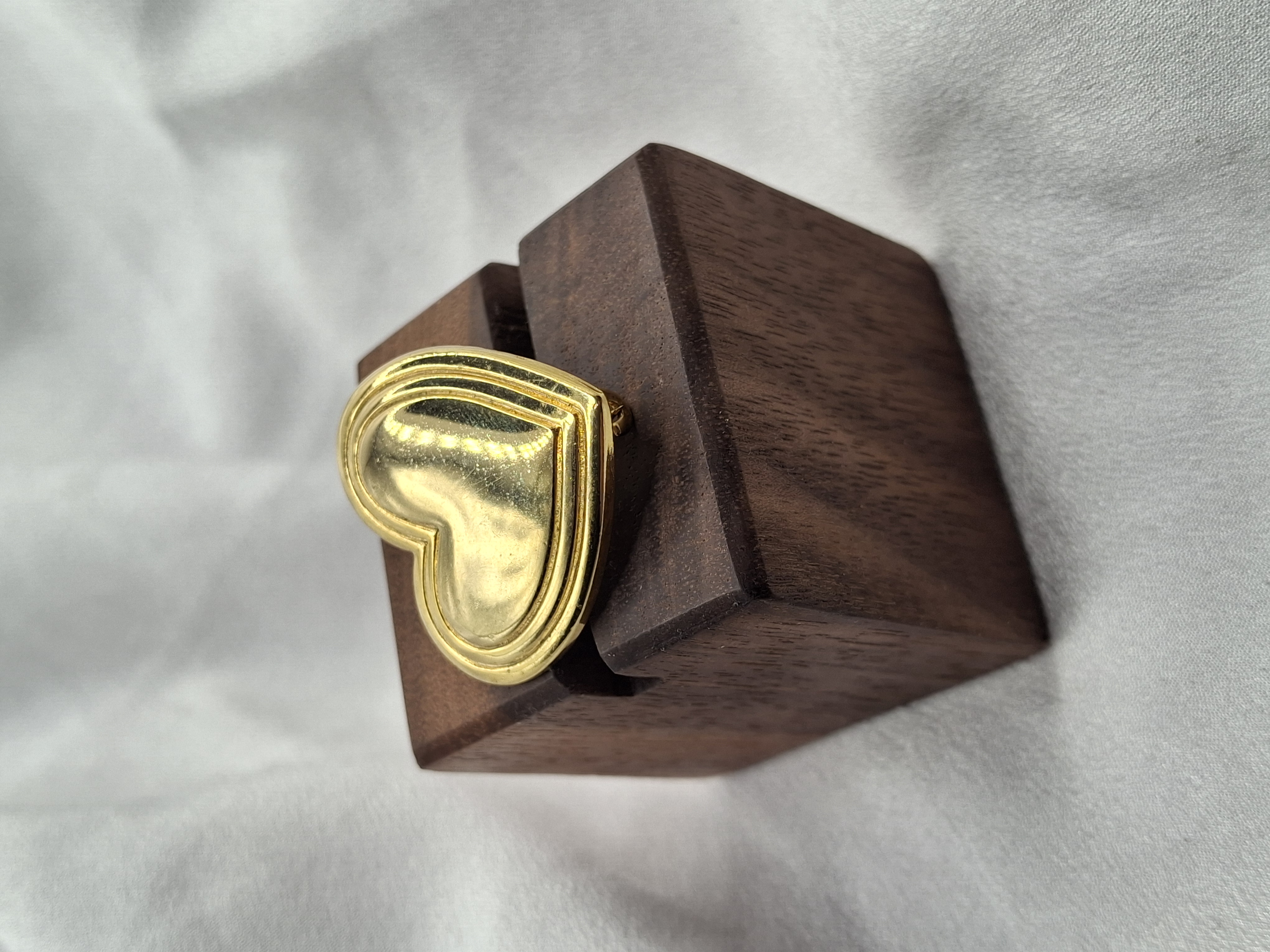 Vintage The Variety Club Gold Heart Brooch Pin