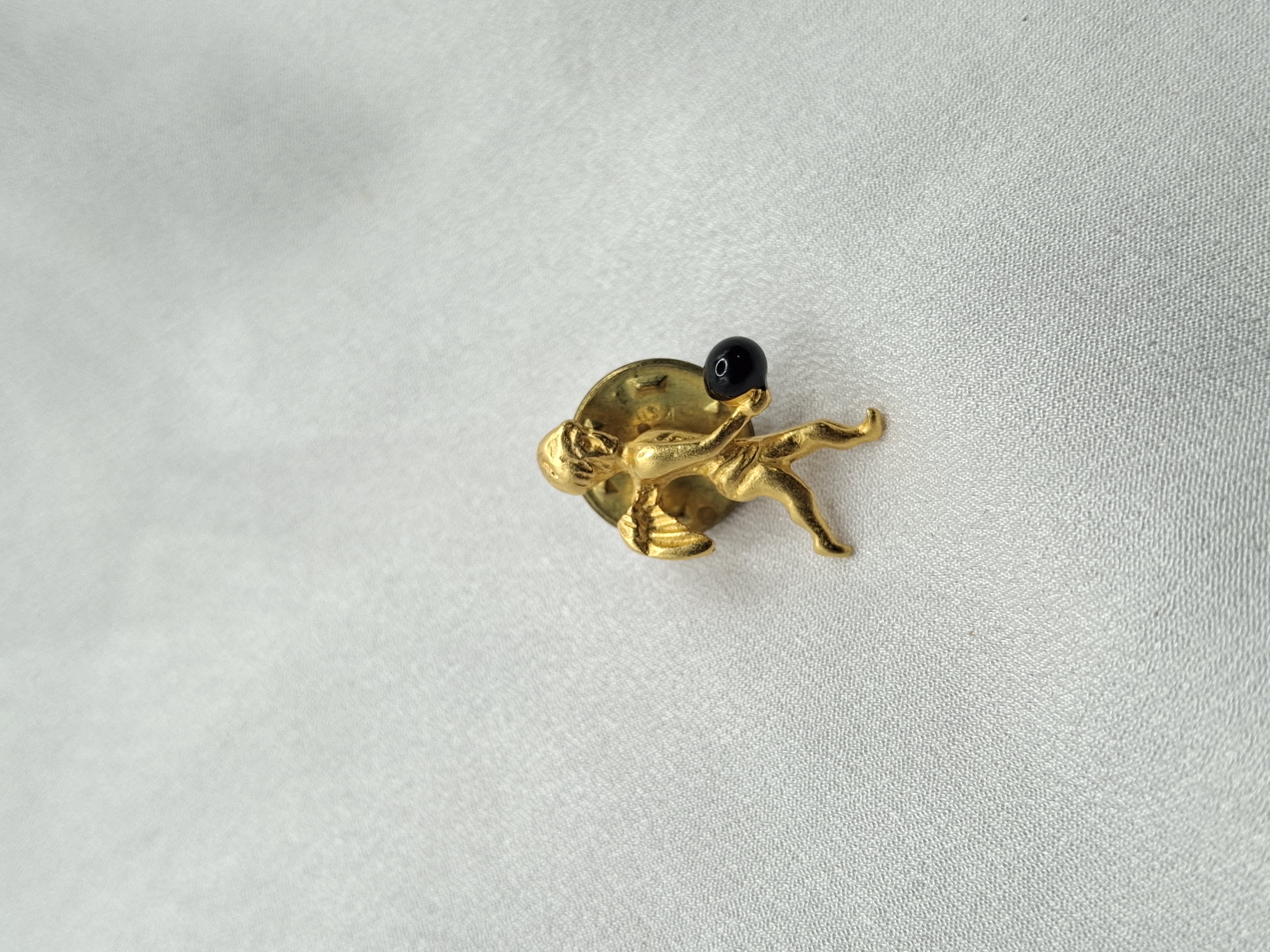 Image 5 for Unique Vintage Cherub & Onyx Pin