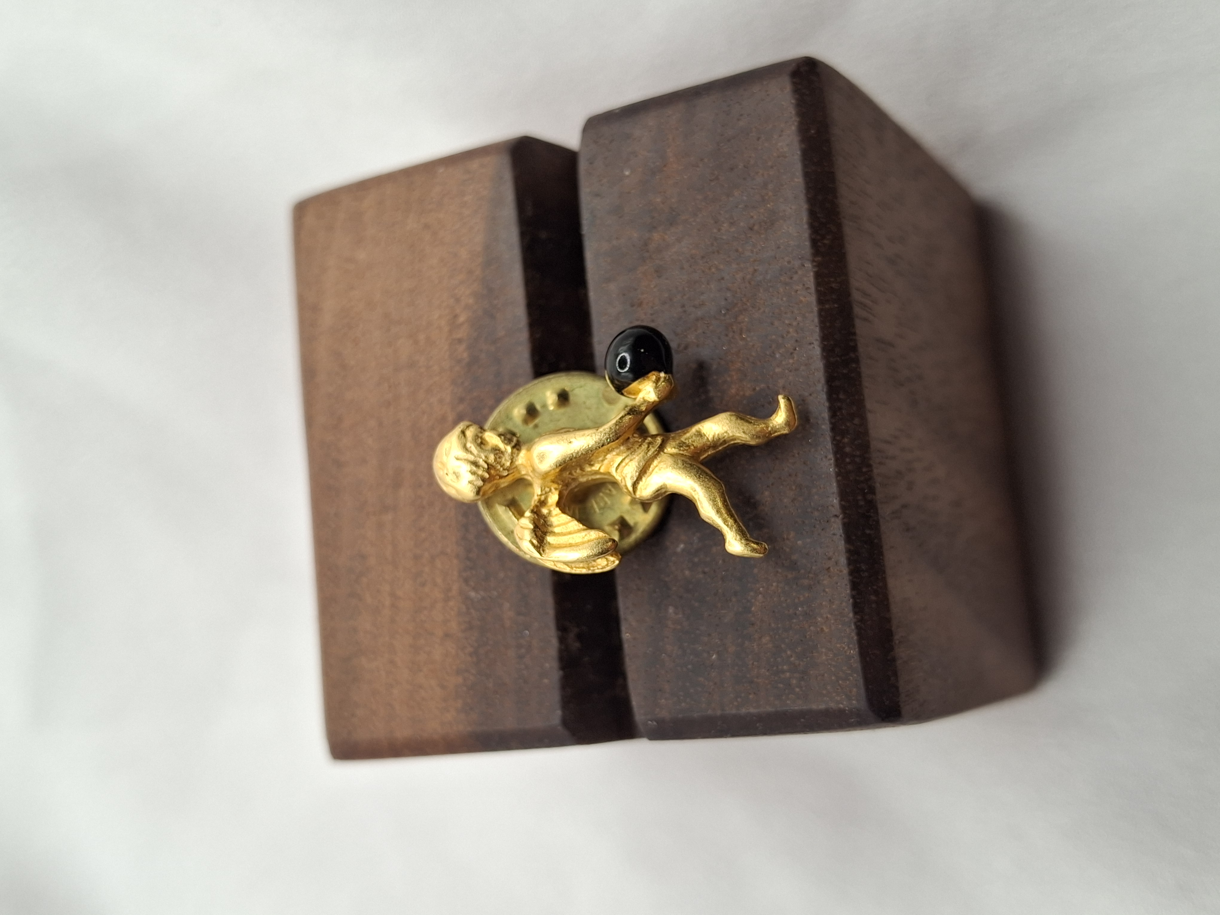 Unique Vintage Cherub & Onyx Pin