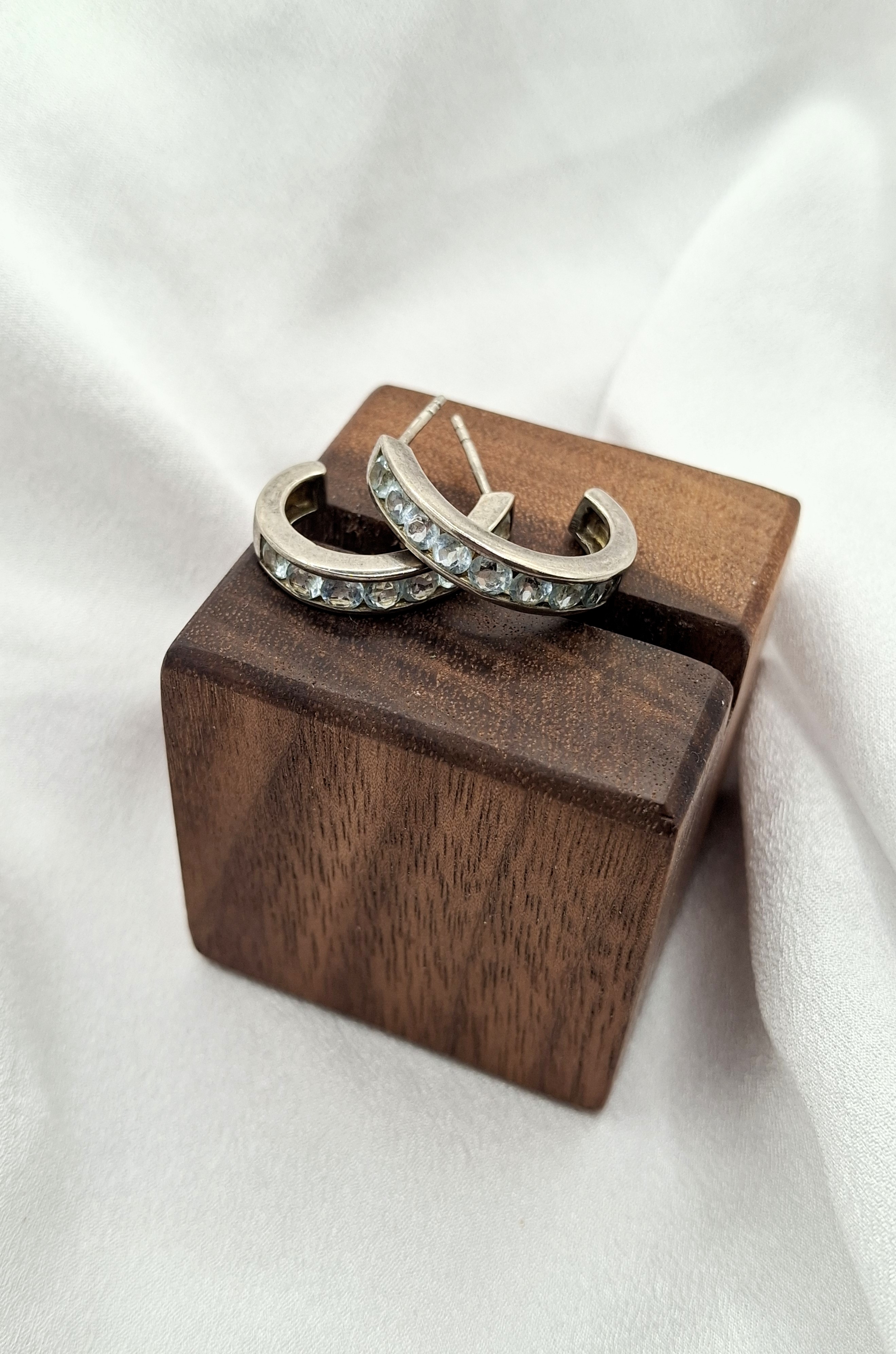 Image 5 for Vintage 925 Silver Aquamarine Half Hoop Post Earrings