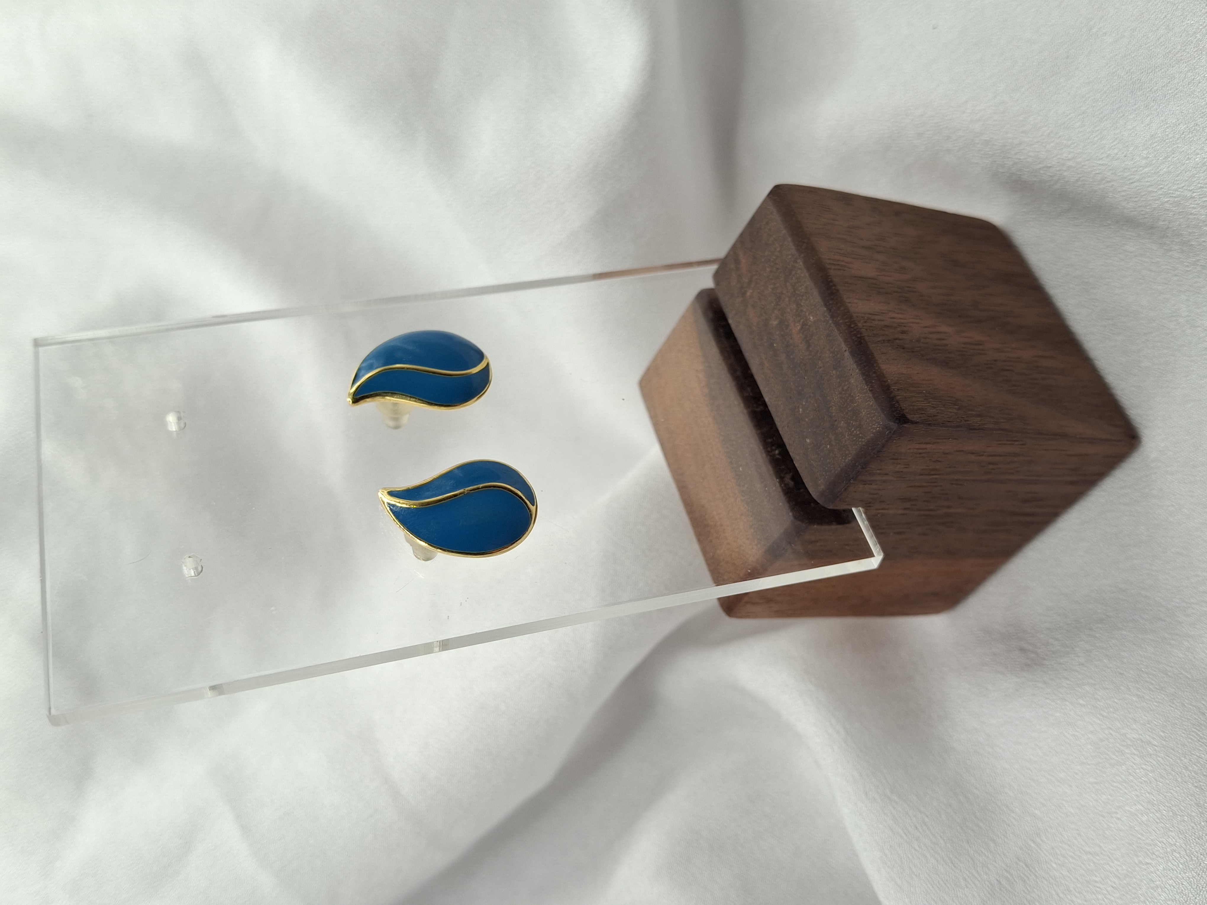 Image 2 for Vintage Teal & Gold Toned Teardrop Post Stud Earrings