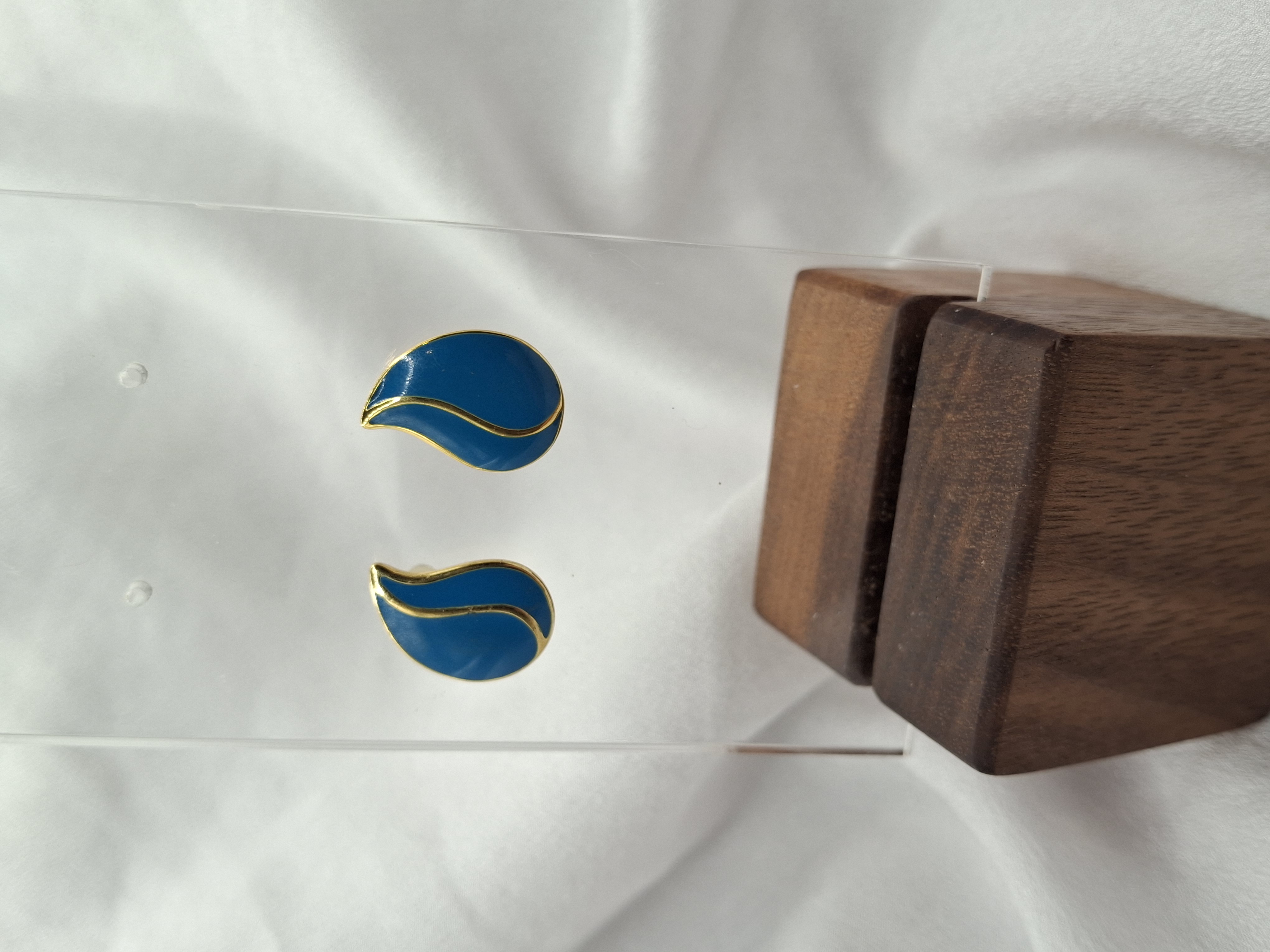 Image 4 for Vintage Teal & Gold Toned Teardrop Post Stud Earrings