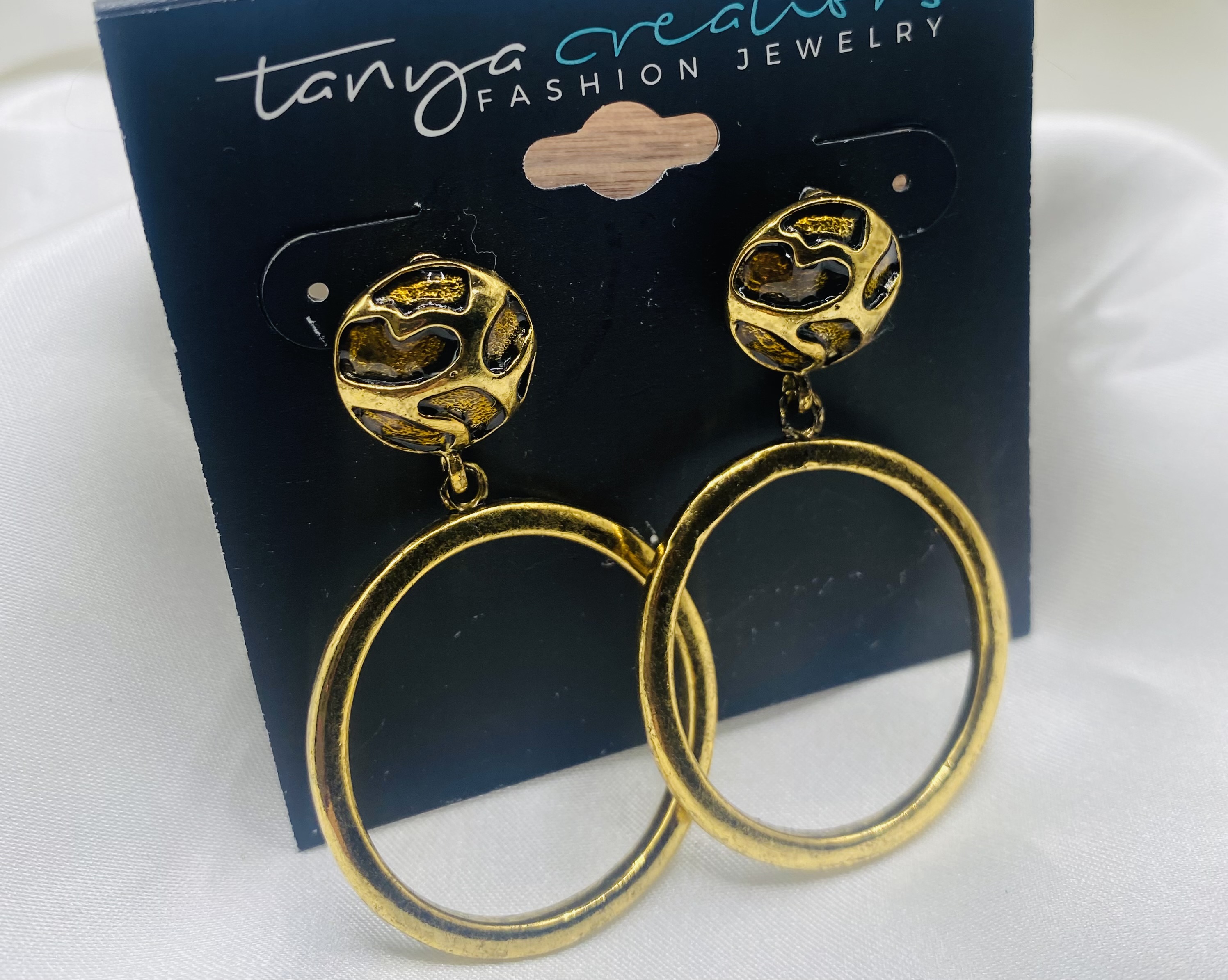 Tanya Creations Gold Leopard Print Dangle Earrings - NWT