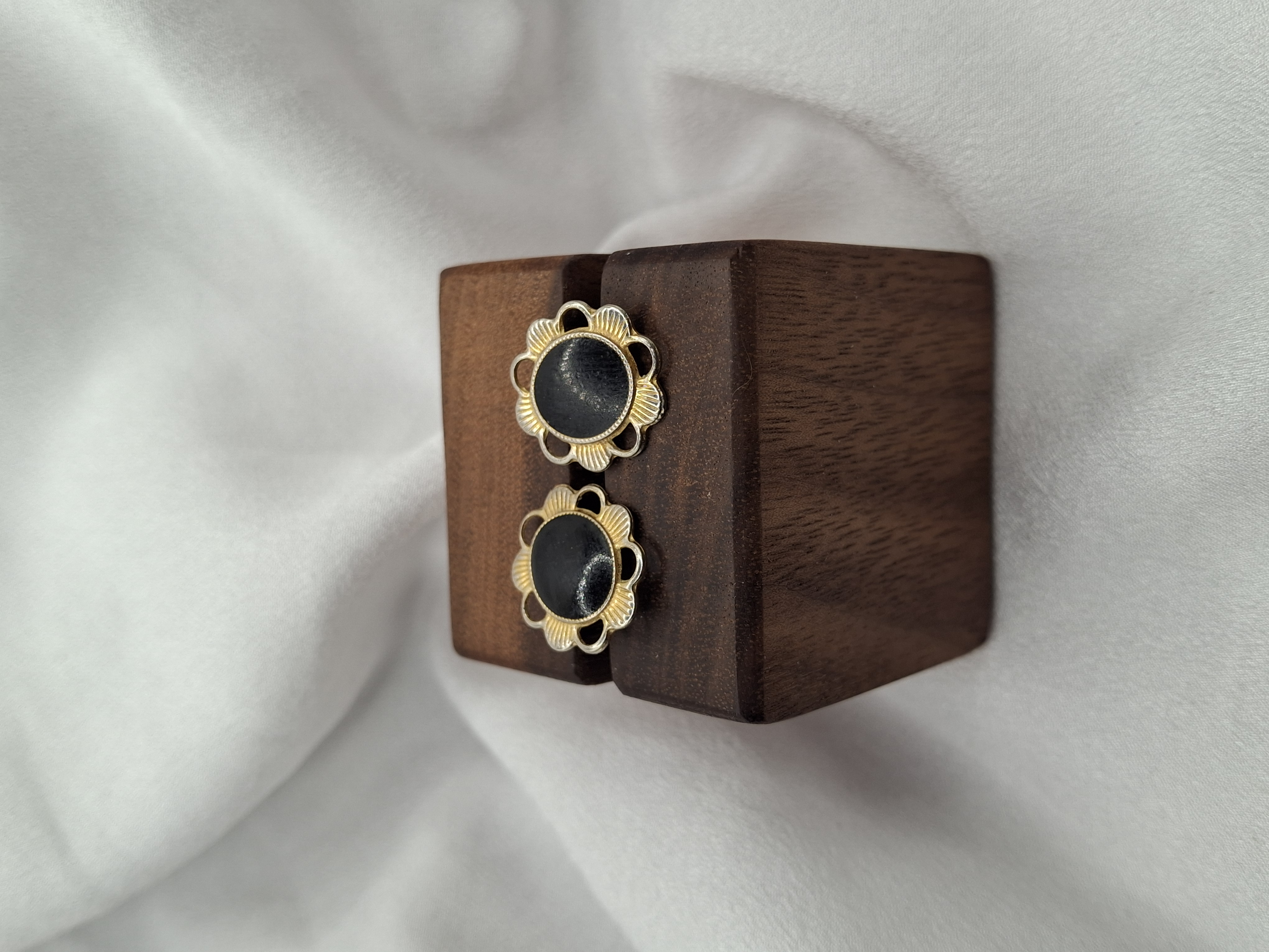 Image 2 for Vintage Black & Gold Flower Stud Earrings