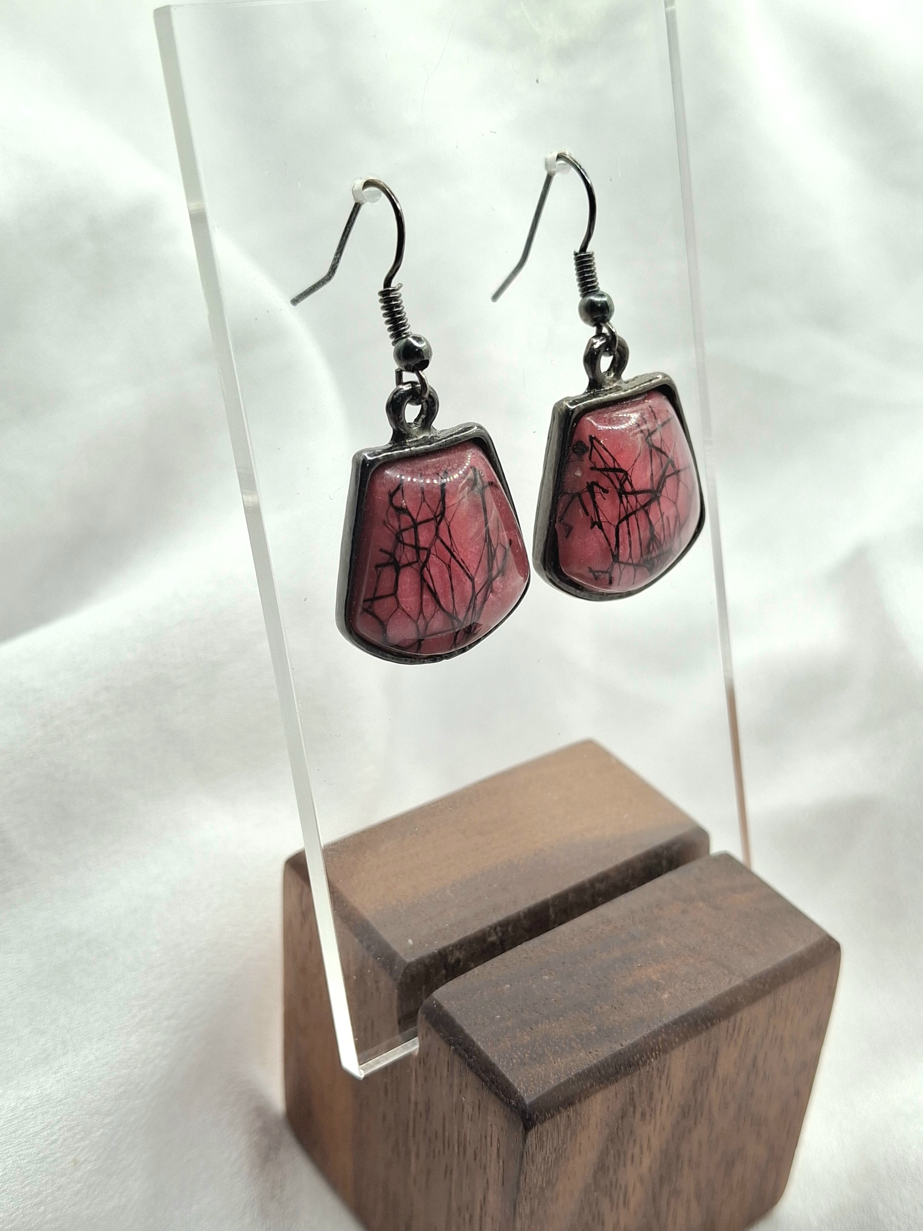 Image 2 for Elegant Pink & Black Cracked Glass Earrings