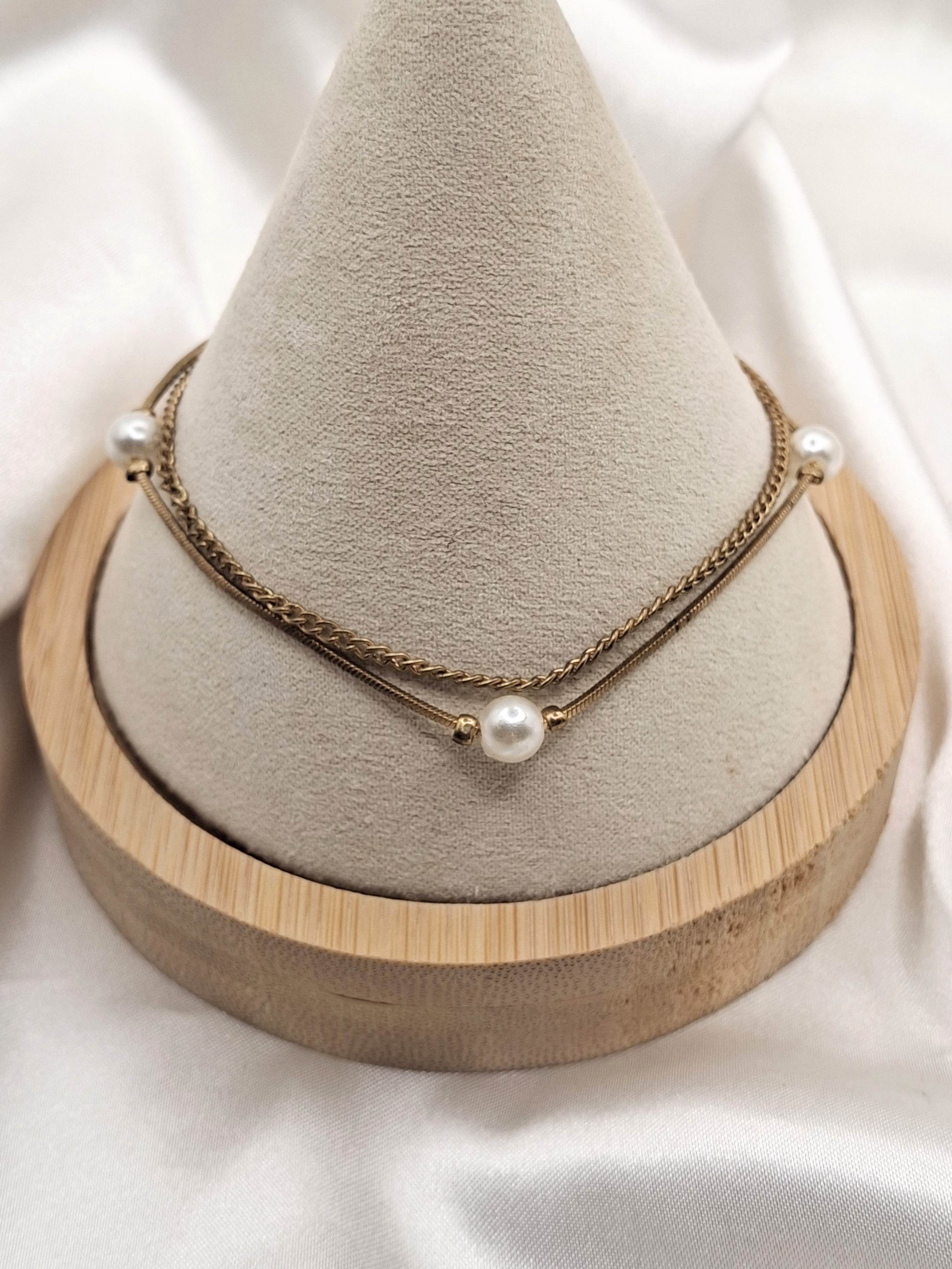 Image 3 for Elegant Pearl & Gold Double Chain Anklet - NWT