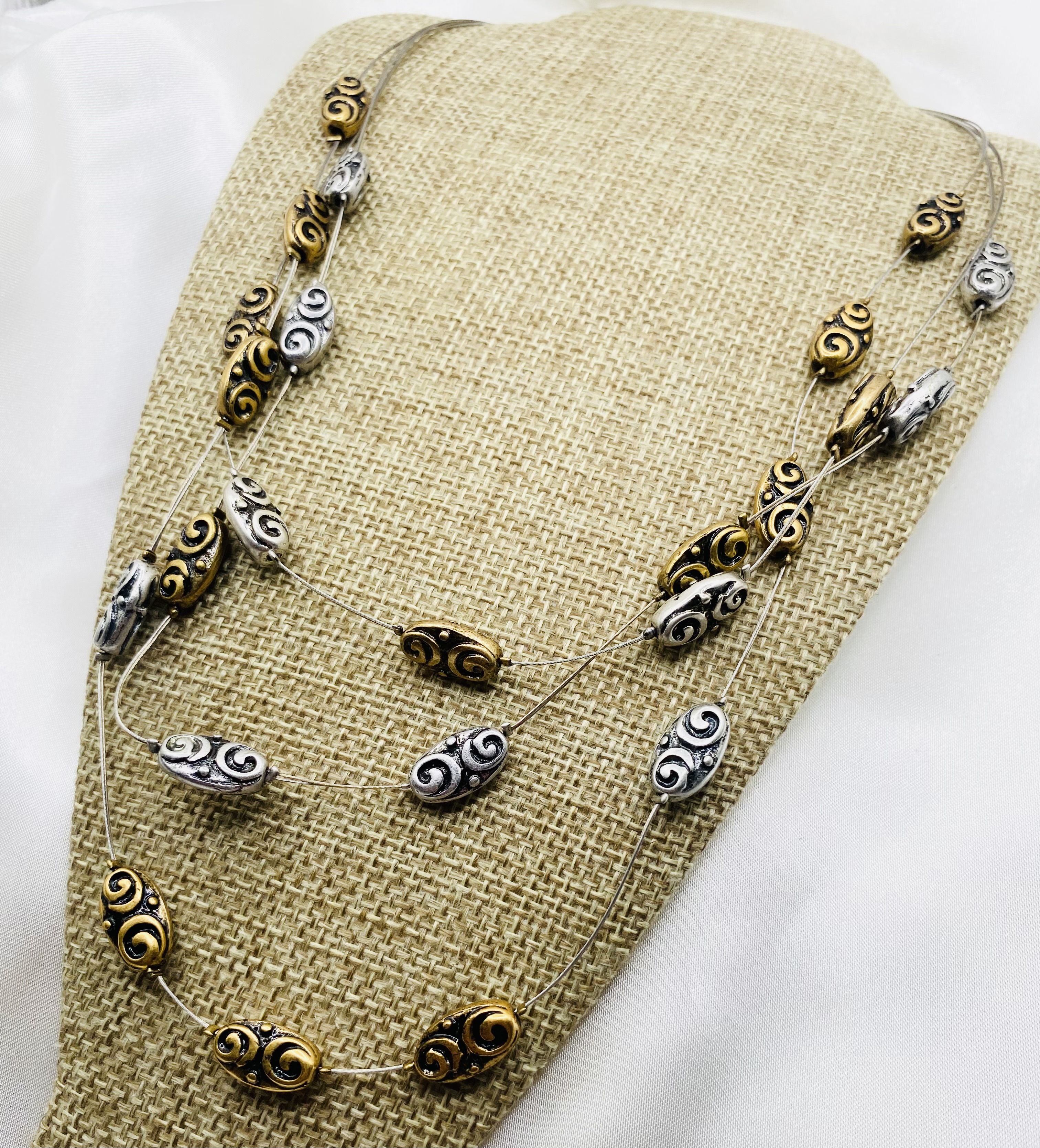 Elegant 3-Strand Swirl Beaded Necklace - Gold & Silver