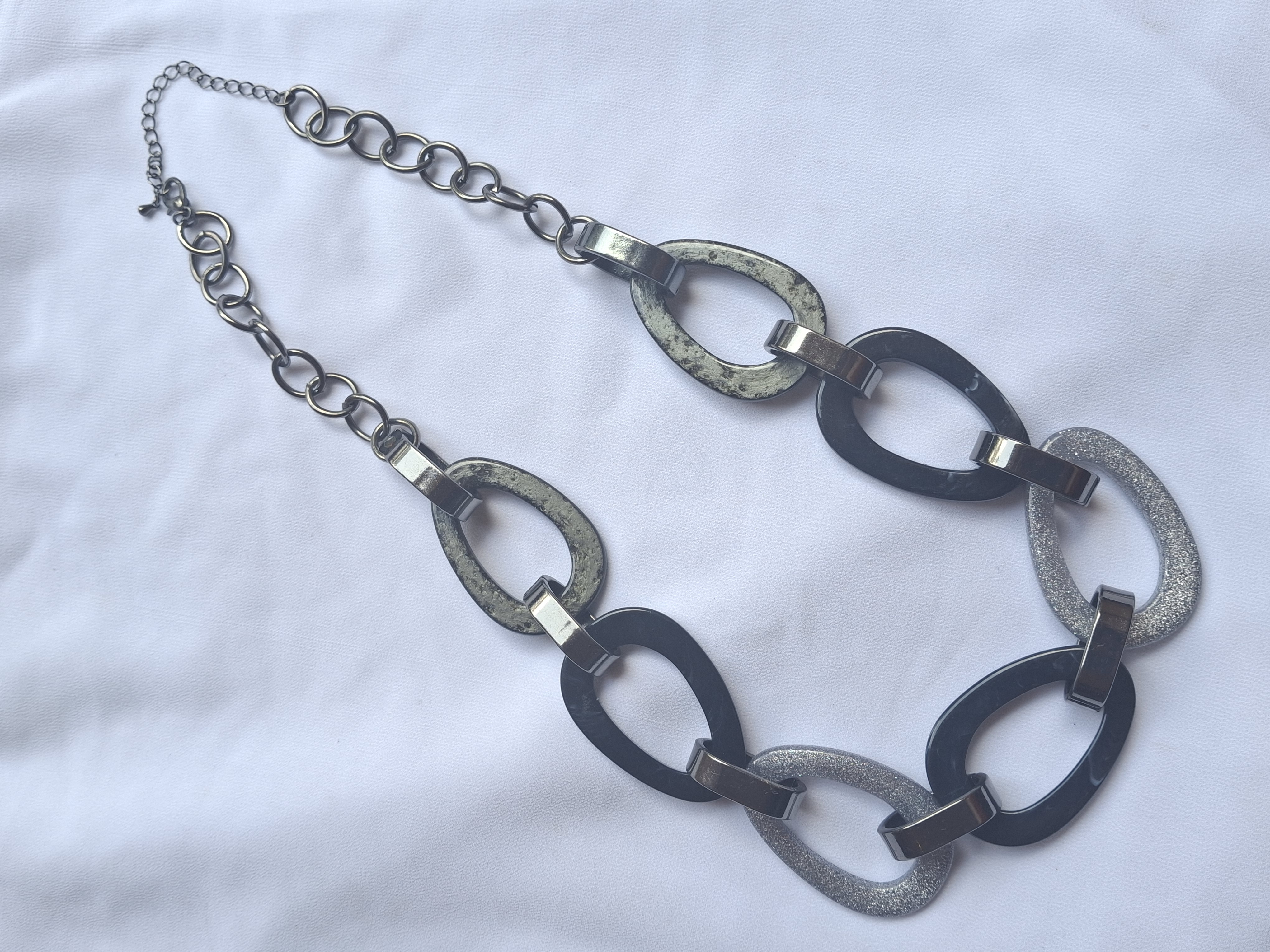 Image 2 for Vintage Chunky Gray Oval Links Statement Necklace