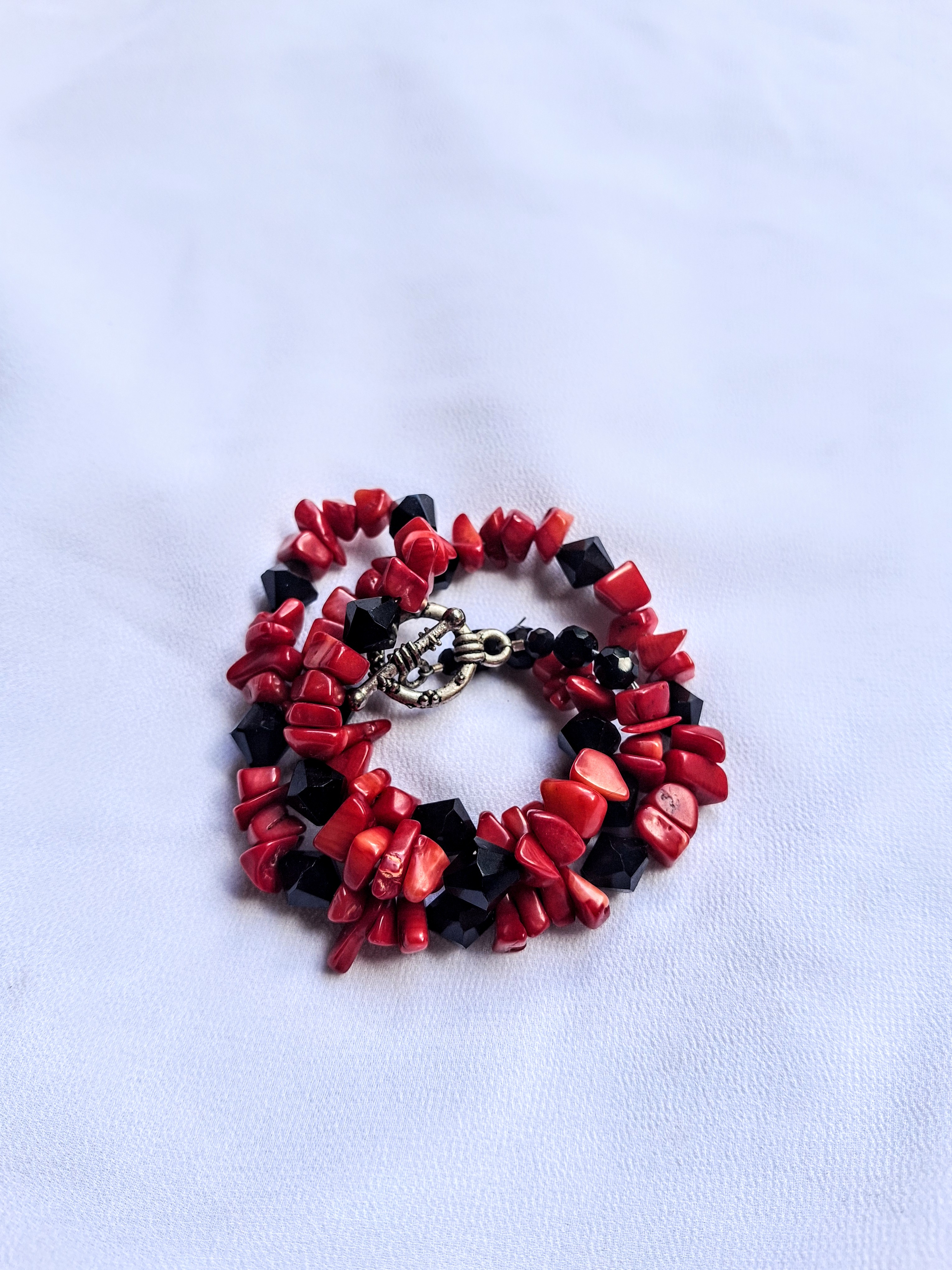 Image 4 for Vintage Red Coral & Black Onyx Beaded Necklace