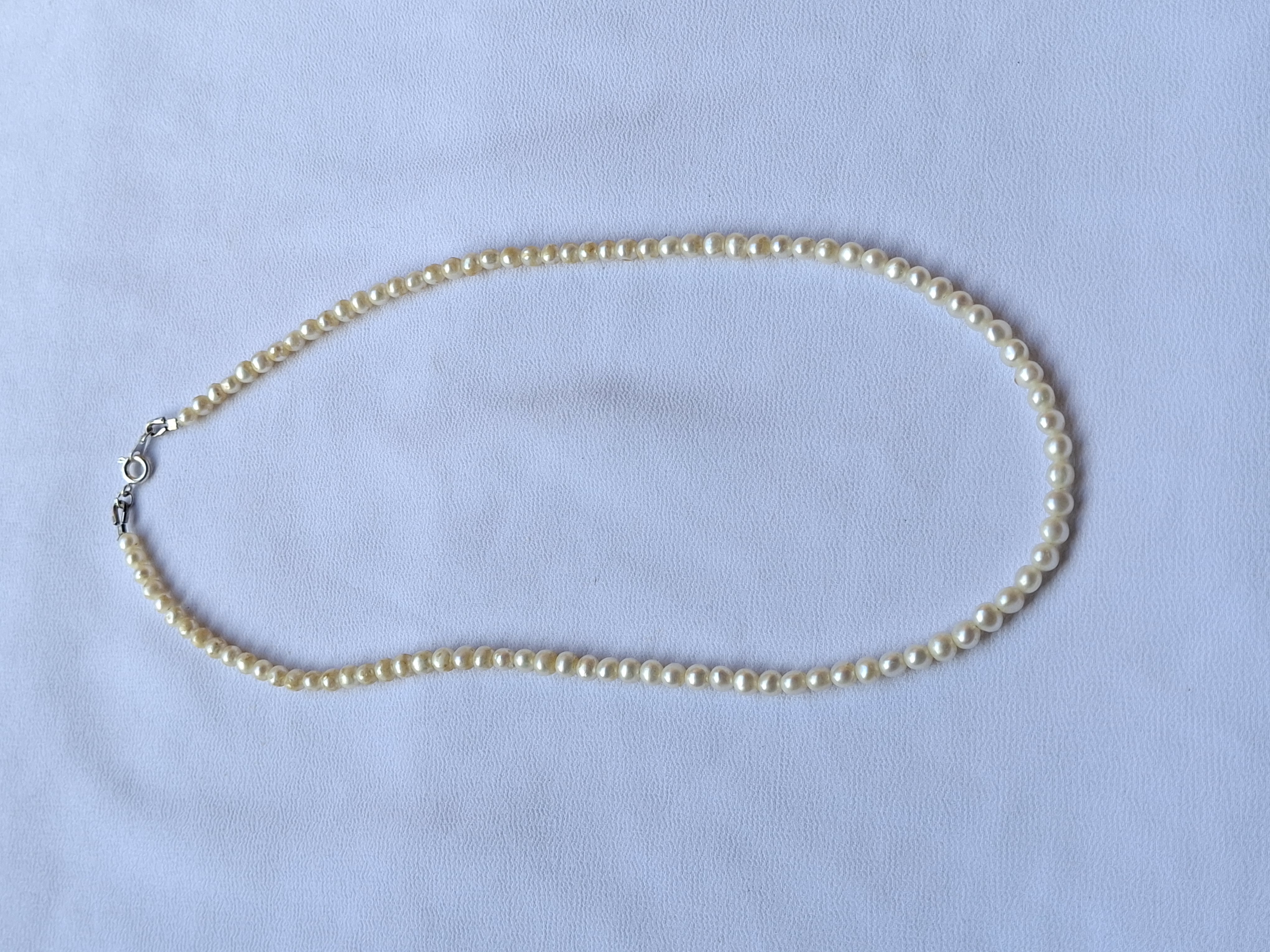 Vintage Pearl Necklace - Classic Cream - Elegant Jewelry