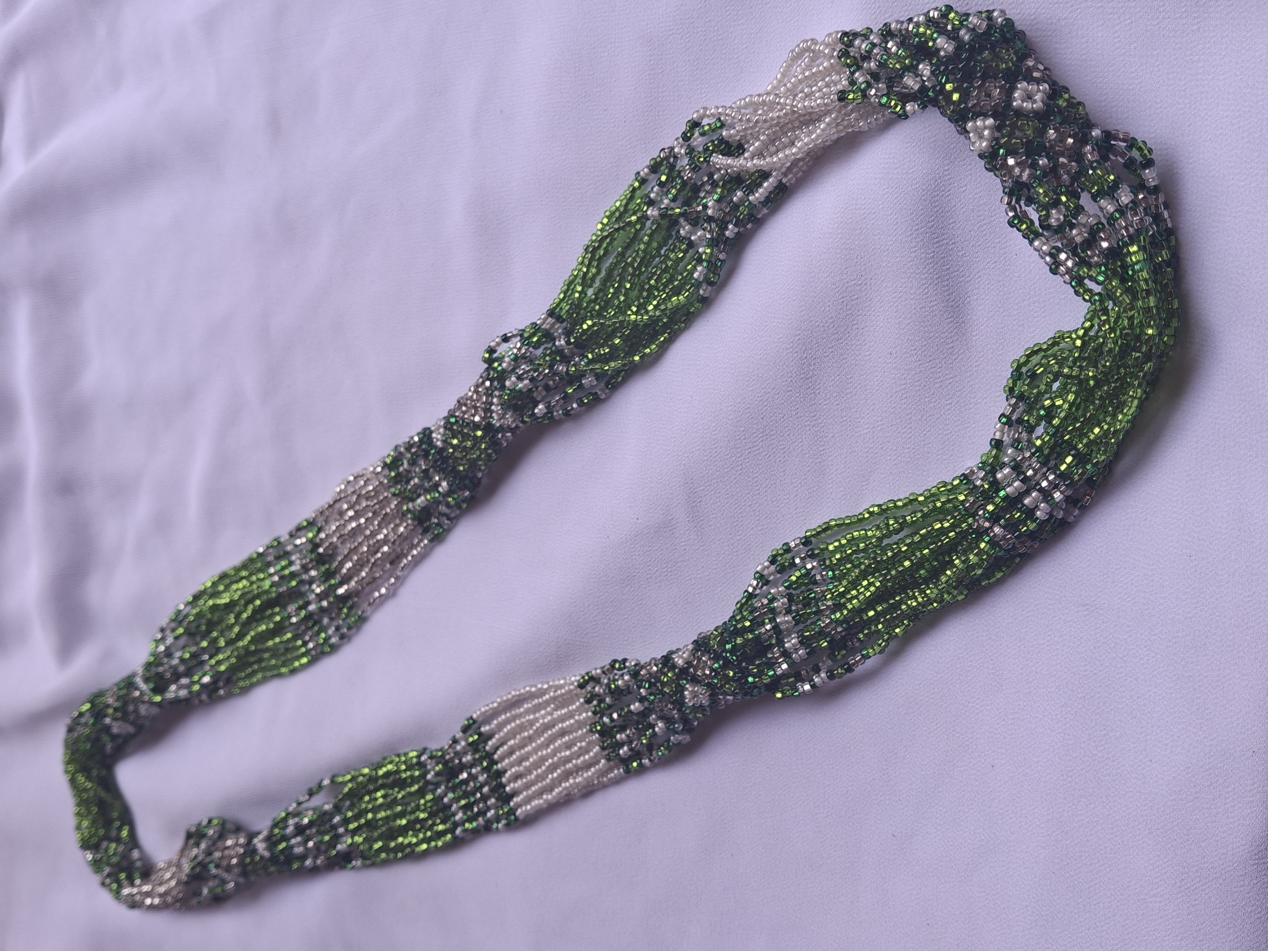 Image 3 for Vintage Green & White Beaded Necklace