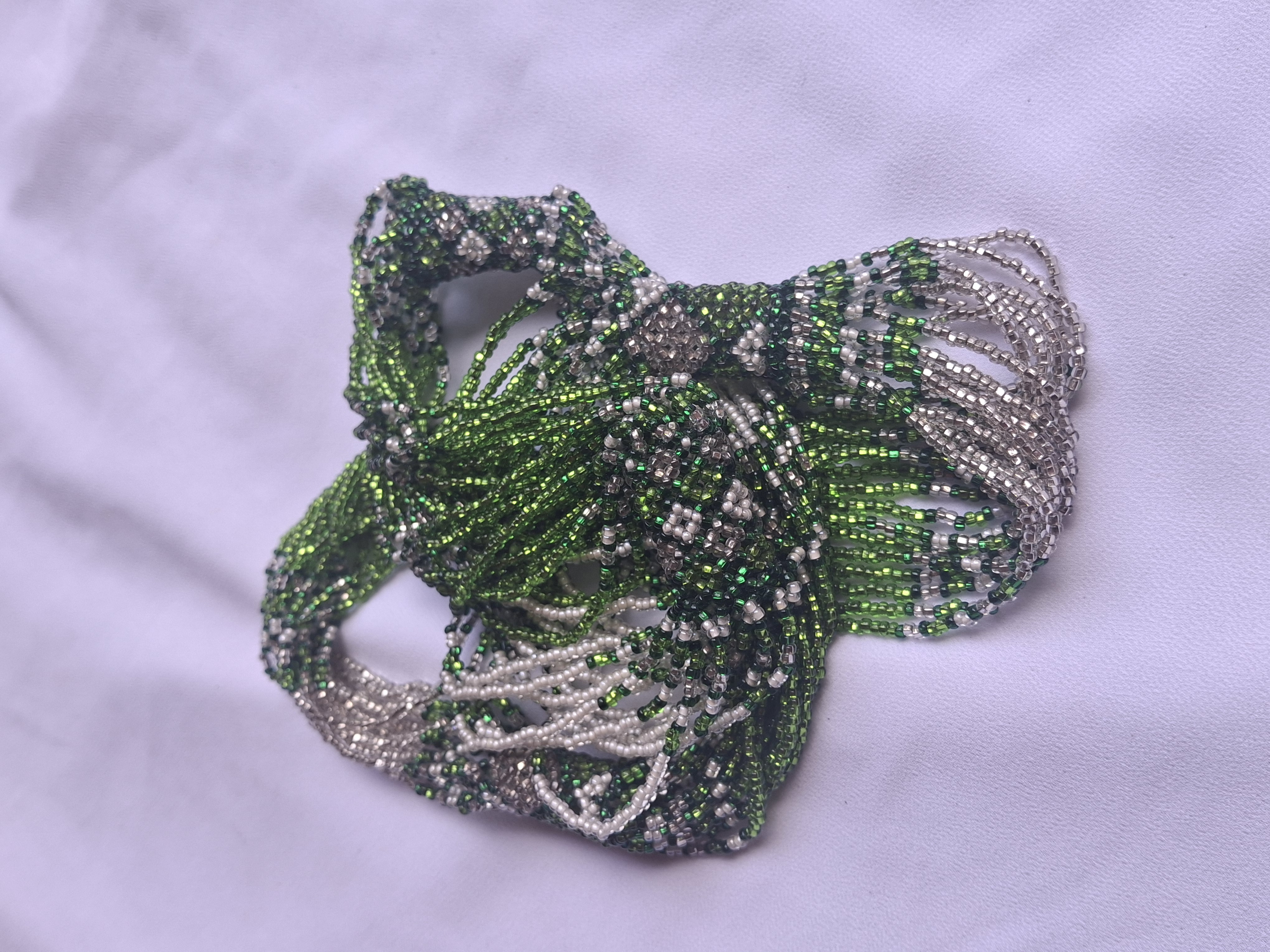 Image 4 for Vintage Green & White Beaded Necklace